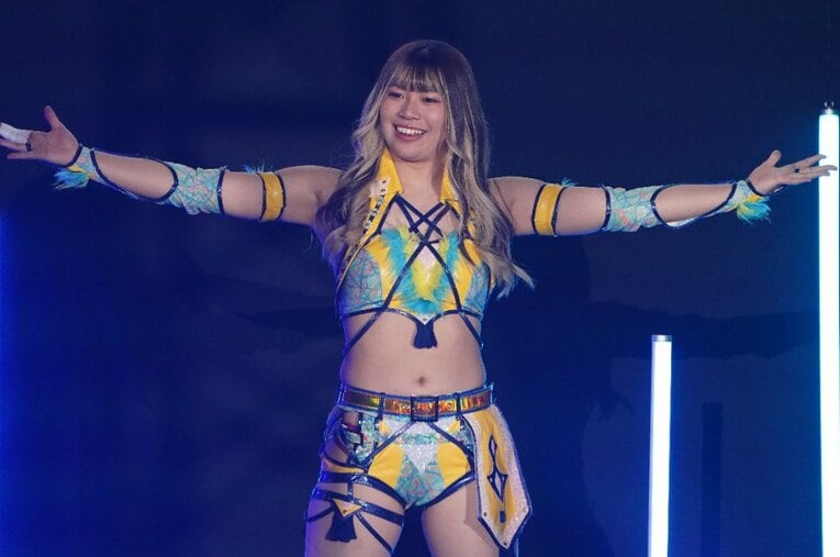 今年の5★STAR GP初戦の舞香戦で入場する羽南 ／ photograph by Essei Hara