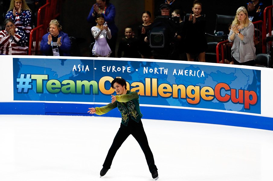 宇野昌磨、フィギュア史に名を刻む。史上初4回転フリップ成功の意義。<Number Web> photograph by Getty Images