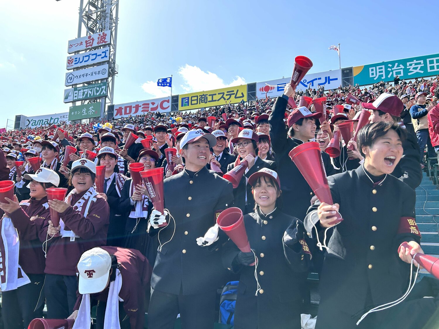 大応援が鳴り響いた田辺のアルプススタンド ©Yukiko Umetsu