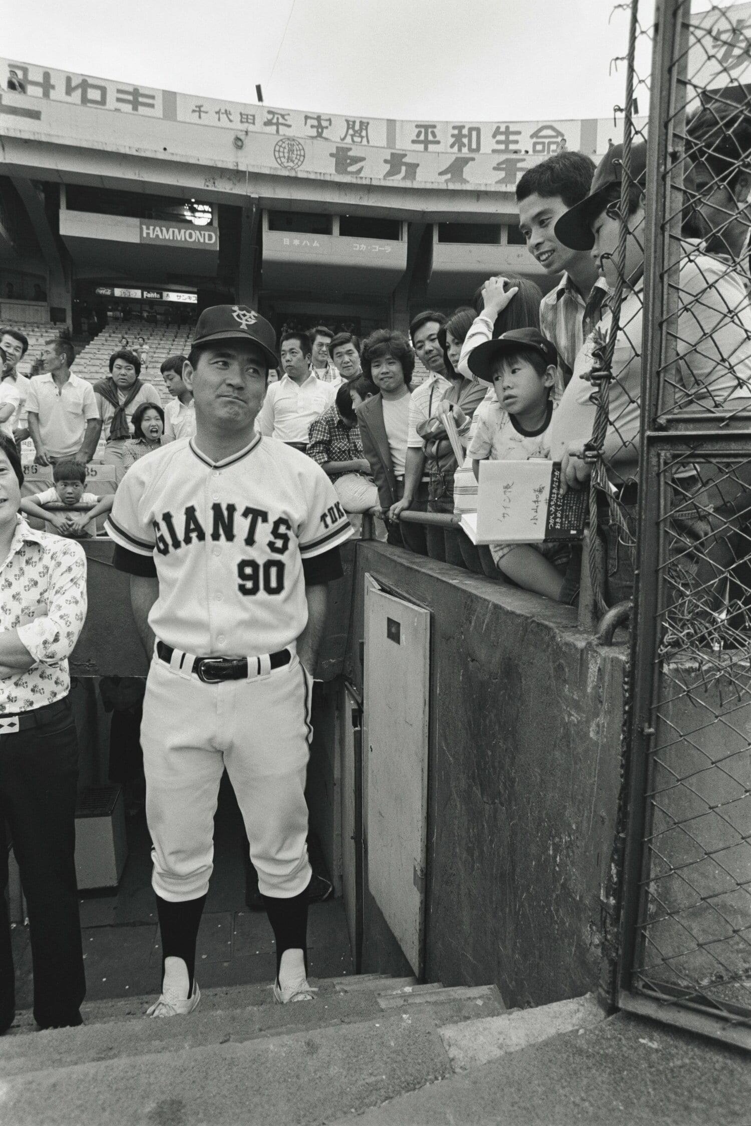 就任2年目、当時40歳の長嶋茂雄。この年、監督として初めてリーグ優勝を経験した　©︎BUNGEI SHUNJU