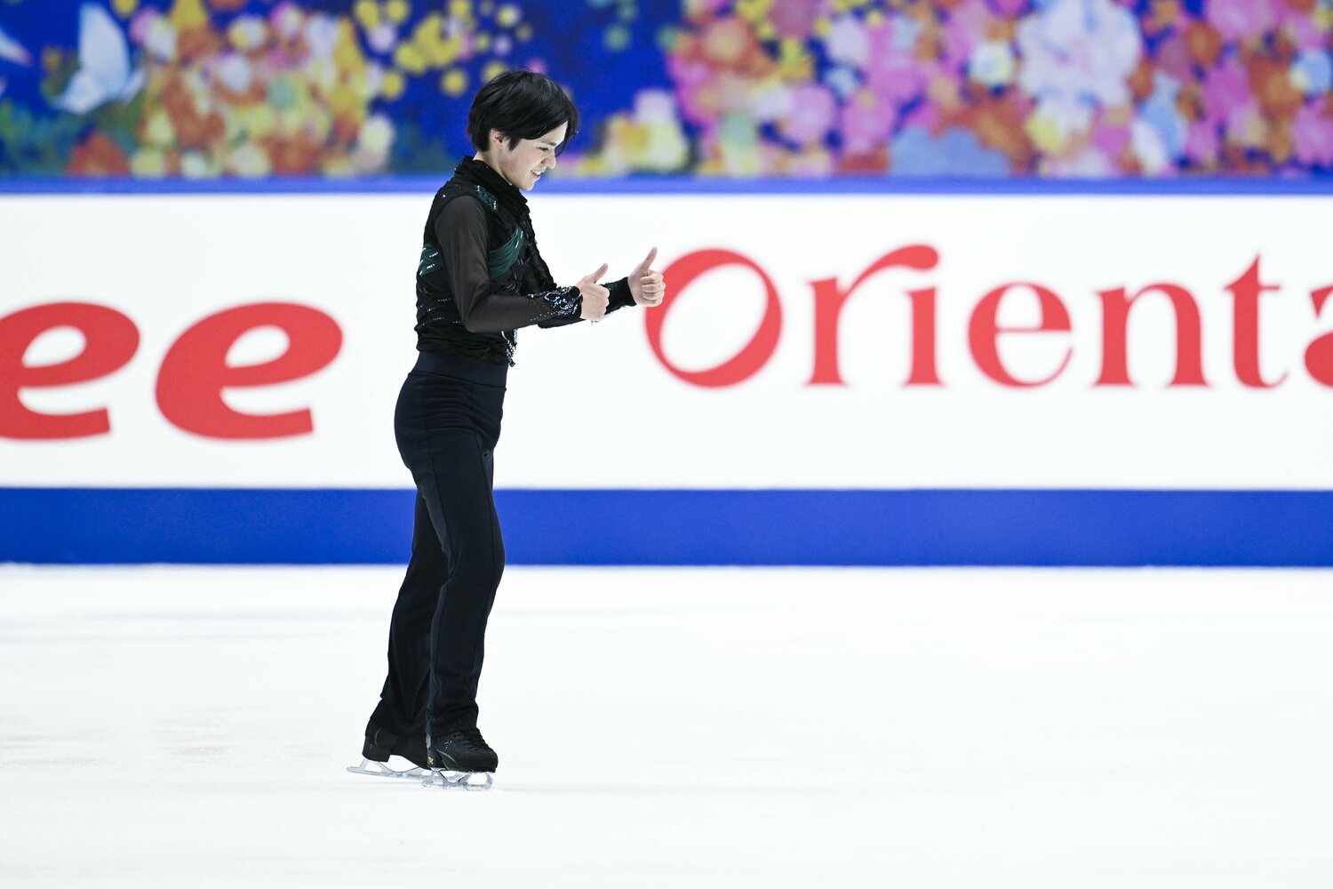 NHK杯のフリー演技後は満足した表情をみせていた宇野昌磨。だが、ジャンプの回転不足の判定もあり、総合2位となった　©︎Asami Enomoto