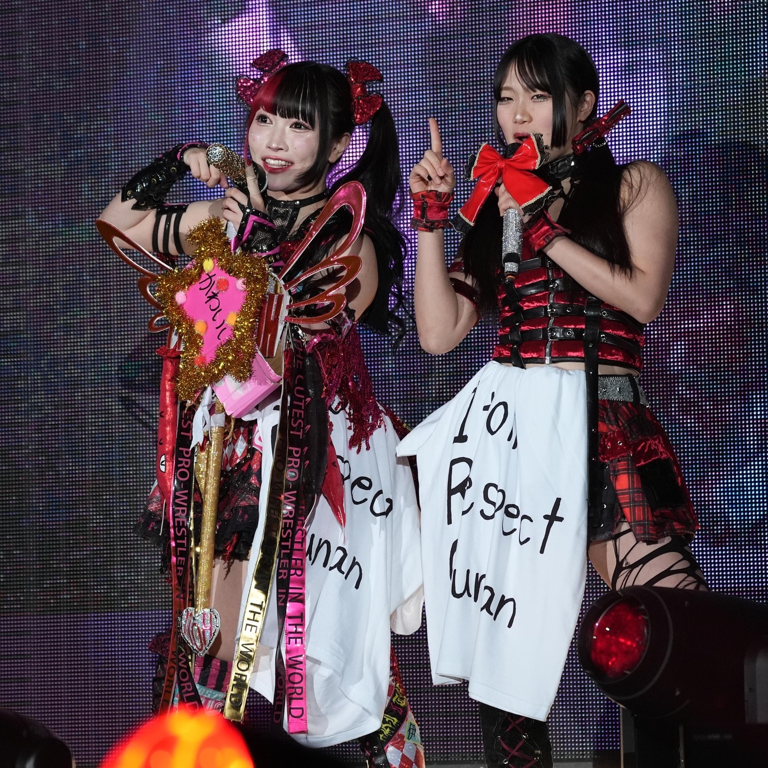 古沢稀杏と“伊藤リスペクト軍団”を組む伊藤麻希　©Essei Hara