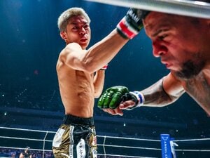 “憧れ”の朝倉未来を超えられるか?「モノが違う」秋元強真20歳の衝撃…元Bellator王者を“圧巻TKO”「この先の10年、俺がRIZINを背負っていくんで」