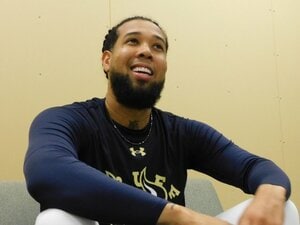 「リアルなんだ！」オリックス・エスピノーザが感激した日本人の習慣「最近ボクもやっている」関西弁を操る右腕の深い“日本愛”「イチバン好きは…」