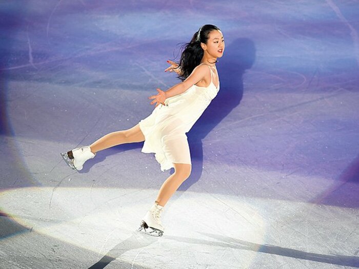 引退後初のアイスショーで“感謝”を伝えた浅田真央。~エンターテイメントに、メッセージを込めて~<Number Web> photograph by Asami Enomoto