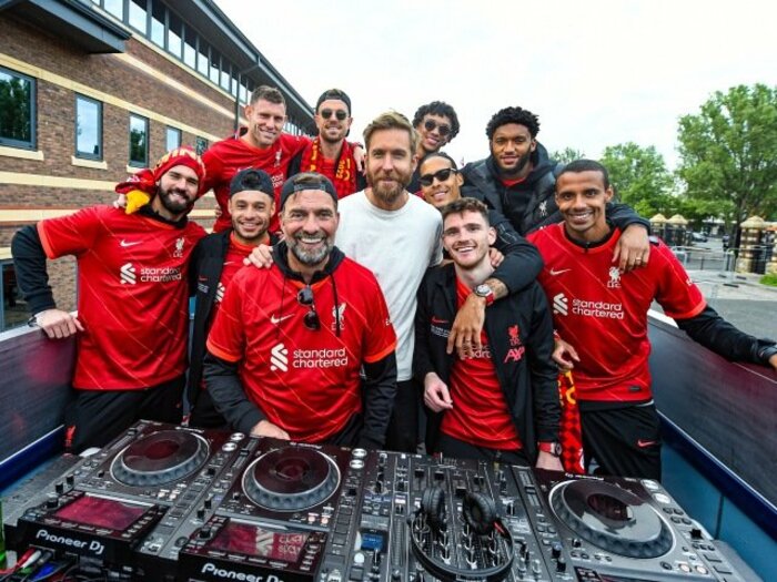 ハイレベルな“強度と密度”でクロップとリバプールは再び「4冠チャレンジ」　来季CL決勝の地“約束のイスタンブール”へ「ホテルを予約しておいてくれ！」＜Number Web＞ photograph by Getty Images