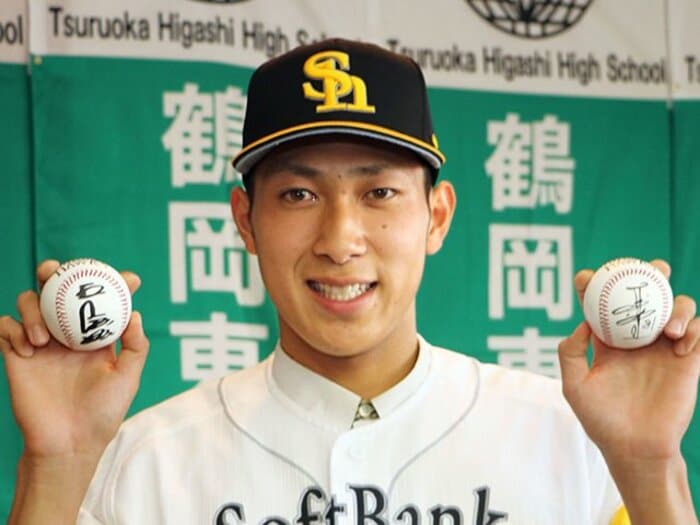 ドラフト外れ外れ外れ1位に超驚き。ホークス吉住晴斗は千賀二世になる？＜Number Web＞ photograph by Kyodo News