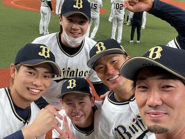 山本由伸が信頼した「ウリさん」とは何者？ 13年間オリックスを支えた