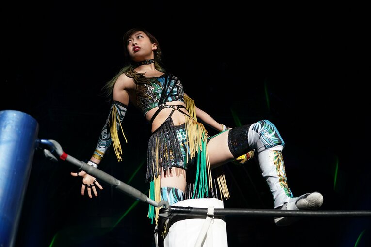 「アイドルを目指して、自己否定が止まらなくなった」 絶叫するシンデレラ、上谷沙弥はプロレスのセンターに立つ(9)