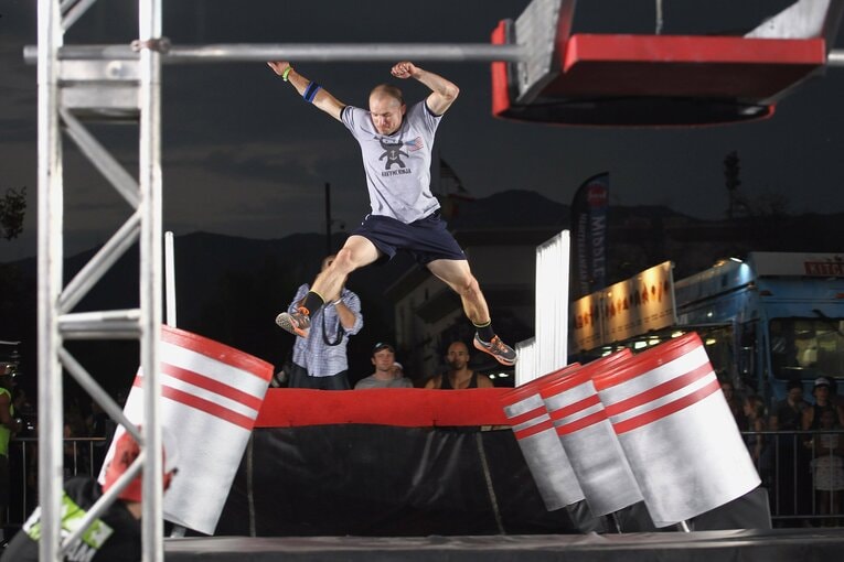 アメリカで高い人気を誇る『Ninja Warrior』。現地にはそれ専門のトレーニングジムが各所にある ©Getty Images