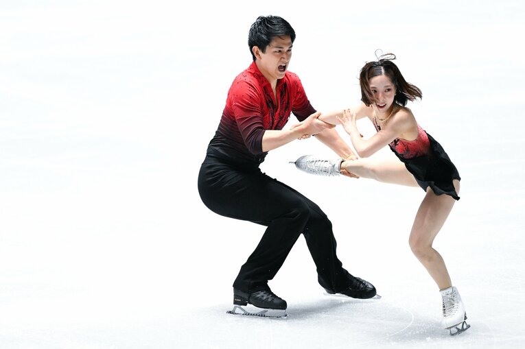 全日本選手権SP。三浦に左肩脱臼のアクシデントがあった【スワイプするとそのほかの写真もご覧になれます】　©Asami Enomoto