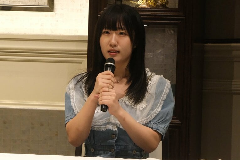 タイトルマッチ調印式での玖麗　©Norihiro Hashimoto