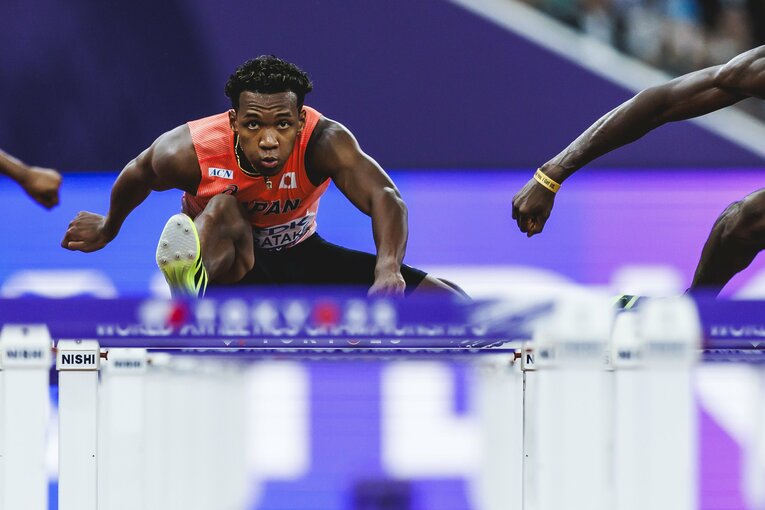 【東京世界陸上】110mハードル予選を走る村竹ラシッド（JAL）　©Kiichi Matsumoto