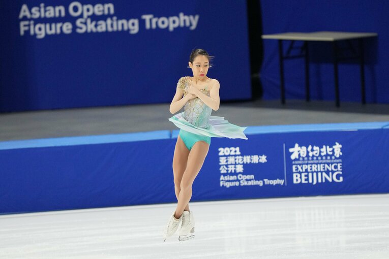 辞退した紀平に代わり、テスト大会に出場し優勝を果たした三原舞依　©AFLO