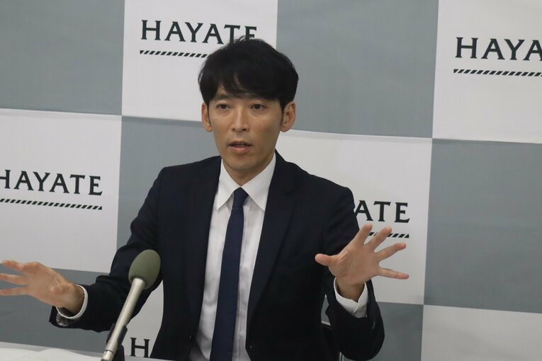 ハヤテグループの杉原代表　©Kou Hiroo