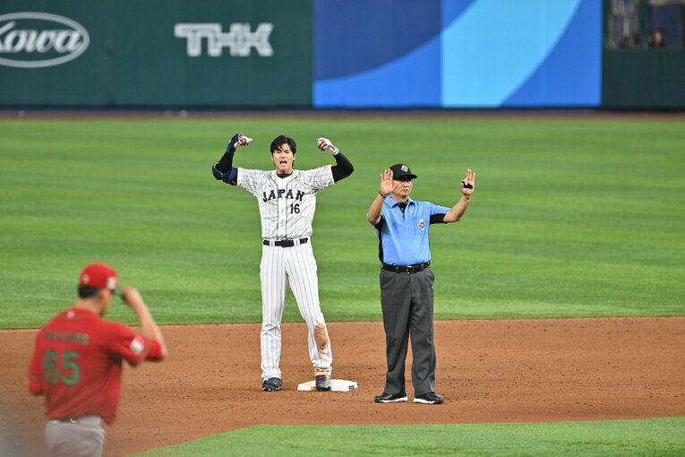 準決勝・メキシコ戦で劣勢のなかチームを鼓舞する大谷翔平　©Naoya Sanuki