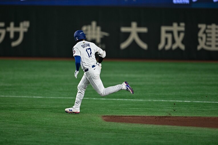 「天井当たった？」大谷さんドヤ顔→ポカン顔HRの一部始終（全11枚の3枚目）　©Nanae Suzuki