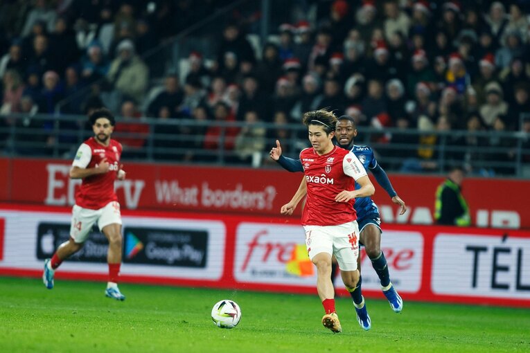 アジア杯日本代表・伊東純也と中村敬斗の“フランスで愛される日常”…日本語で「あなたは私のお気に入り」アジア杯でも期待の両ウイングを撮った(13)