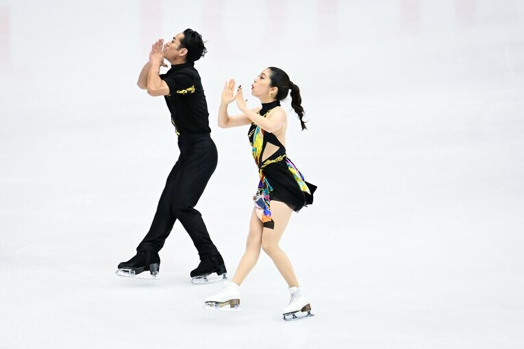 「すごい見つめられている感があって…」高橋大輔＆村元哉中が奏でる新たな関係性「音楽が鳴った瞬間、大ちゃんの目力が変わるんです」(36)