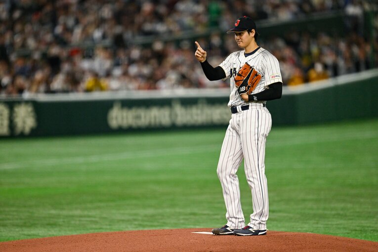 プレーボール前、大谷の第1球が投じられるまで球場には静寂が漂ったという　©Nanae Suzuki