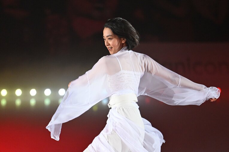 フレンズオンアイス　©Asami Enomoto