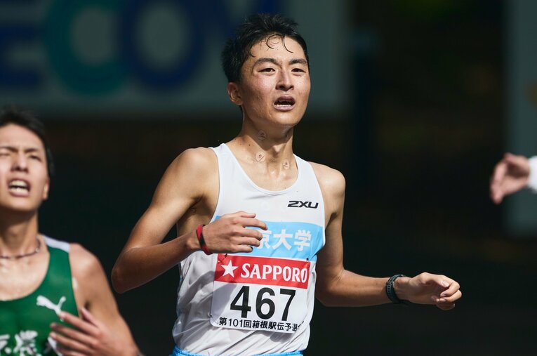 10月の予選会では23度という季節外れの暑さに苦しんだ東大の秋吉拓真（3年）。幸運にも選考方針が変わったことで予選会後も可能性が残った ／ photograph by Yuki Suenaga