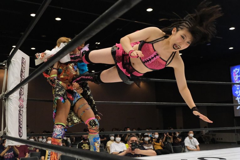 ウナギ・サヤカvs.吏南