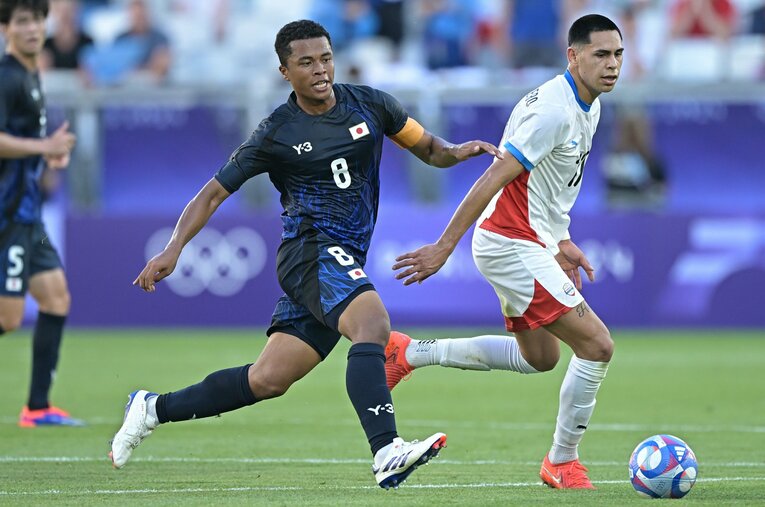 パラグアイ戦で安定したプレーを見せた藤田　©Takuya Kaneko/JMPA