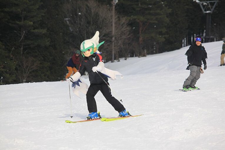 バク宙もスキーもこなすマスコット。J3鳥取ガイナマンの本音訊いてみた。(17) ／ photograph by GAINARE TOTTORI