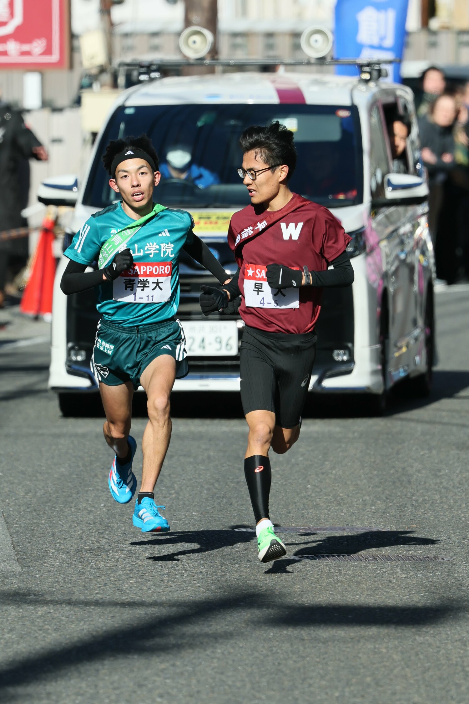 19.2km付近で工藤を一気に抜き去る黒田　©JMPA