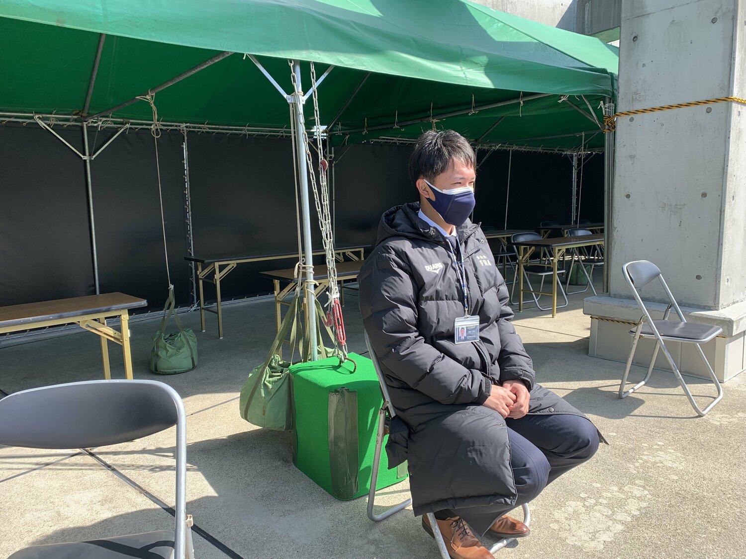 宮崎キャンプの視察に訪れた岡崎スカウト　©︎Noriko Yonemushi