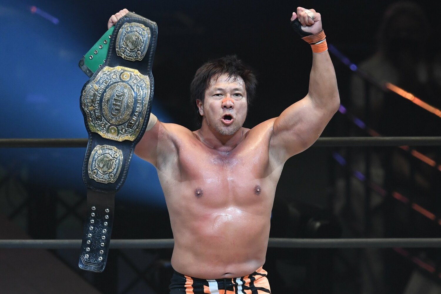 潮崎豪からGHCヘビー級王座を奪取した小島聡。武藤敬司らに続く史上4人目の「主要3団体シングル王座制覇」を達成した