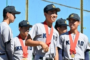 慶応が極秘に行っていた「キモい大作戦」…選手が明かす“劣勢でも不敵な笑み”の真相「ホームランを打たれても拍手してました」