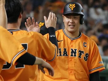 6戦8本塁打！ 岡本和真が“王・バース・バレ超え”歴史的快挙を達成してた…智弁学園18歳時からずっと「表情を出さずどっしり」主砲の風格＜Number Web＞ photograph by JIJI PRESS