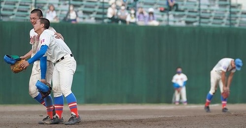 img_58a6f8ba40a85c905e7ba89de9