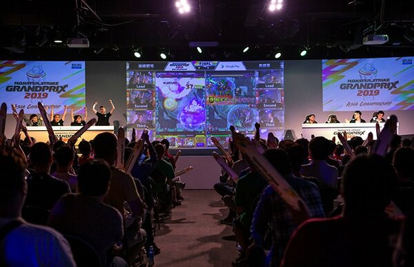 立ち見が出るほど盛況だった台湾予選。eスポーツ熱の高い当地ならでは。