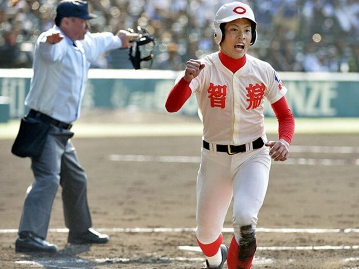 センバツを関西勢が席巻する予感。智弁の西岡、滋賀の田中は隠れ逸材。<Number Web> photograph by Kyodo News