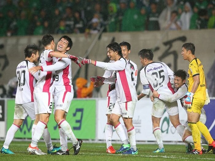 ファジアーノのDNAが花開いた瞬間。勝ち点差19を覆した「最後の5分」。<Number Web> photograph by J.LEAGUE PHOTOS