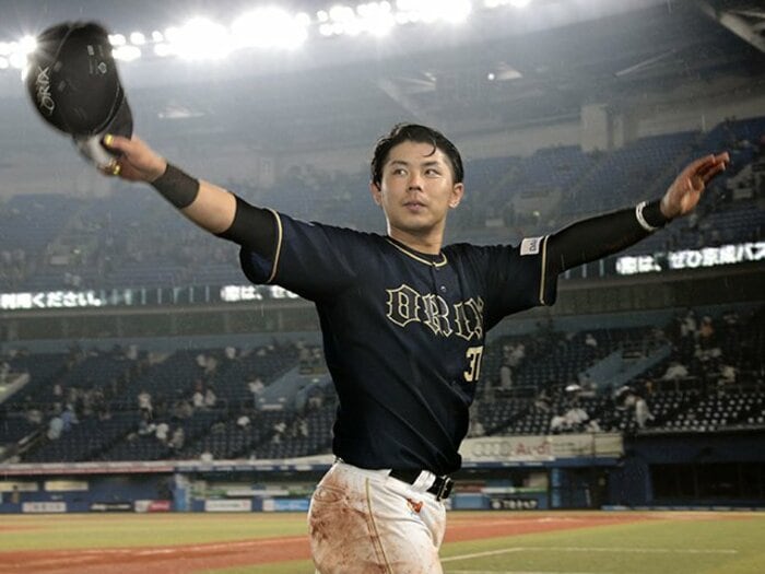 若返るオリックスの象徴、若月健矢。23歳の選手会長は怖い打者を目指す。＜Number Web＞ photograph by Kyodo News