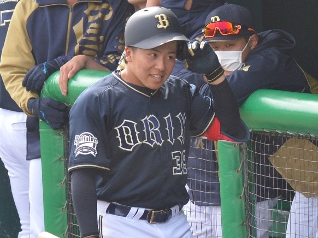 池田陵真　ユニフォーム 330px-