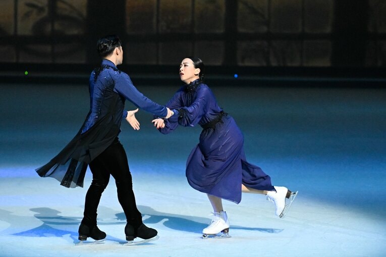 「母への永遠の愛を滑りたいな」浅田真央が明かすアイスショー『Everlasting33』に込めた“愛”「誰も見たことのない景色を届けたい」(63)