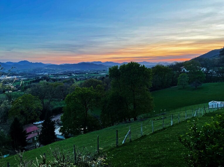 「TAKEあなたは最高です、と日本語で…」久保建英21歳はソシエダで愛される「日本人最多リーガ6点目＋“MVPタケクボ”コール」を撮った(57)