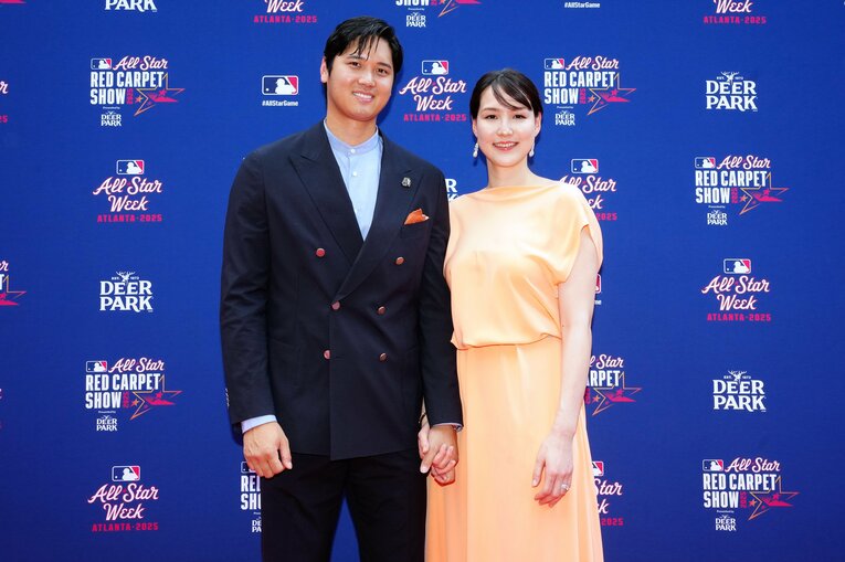 オールスターでの大谷と妻・真美子さん（全9枚中の1枚目） ©Getty Images