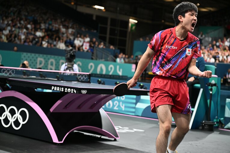 男子卓球団体戦3位決定戦、フランス戦の張本智和　©︎Naoya Sanuki/JMPA