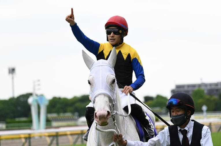 ソダシvsスターズオンアースは競馬史に残るレースとなるか？「ウオッカとダイワスカーレット」以来の“名牝ライバル誕生”を期待してしまう理由(37)