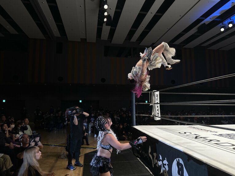 スターライト・キッドvs吏南　©Norihiro Hashimoto