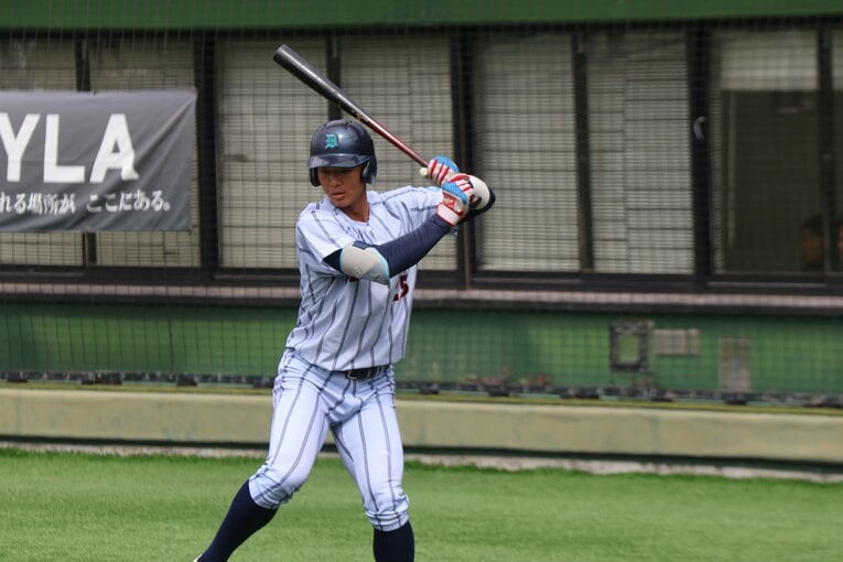 日ハムから育成1位指名を受けた岡田。大工大からは初のドラフト指名となった　©Yuki Suenaga