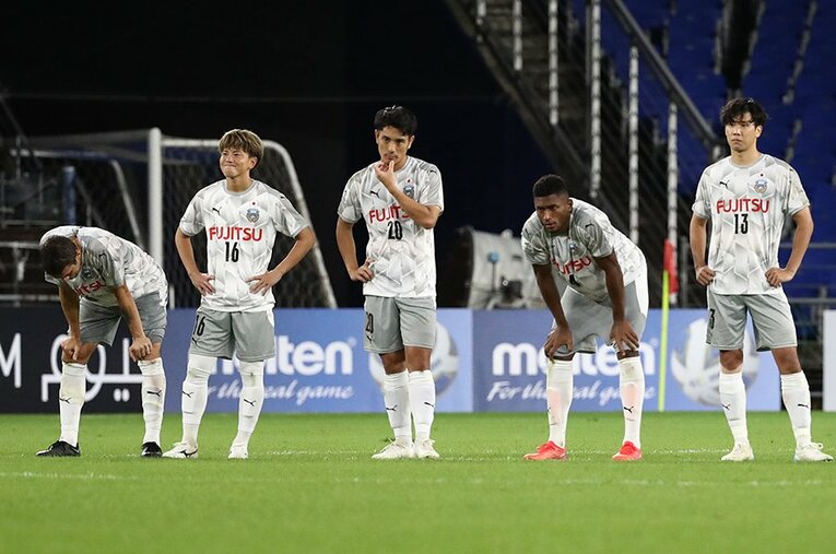 昨季から2021年前半戦は圧倒的な強さを見せてきたフロンターレ。しかし今がまさに正念場となっている ／ photograph by Getty Images