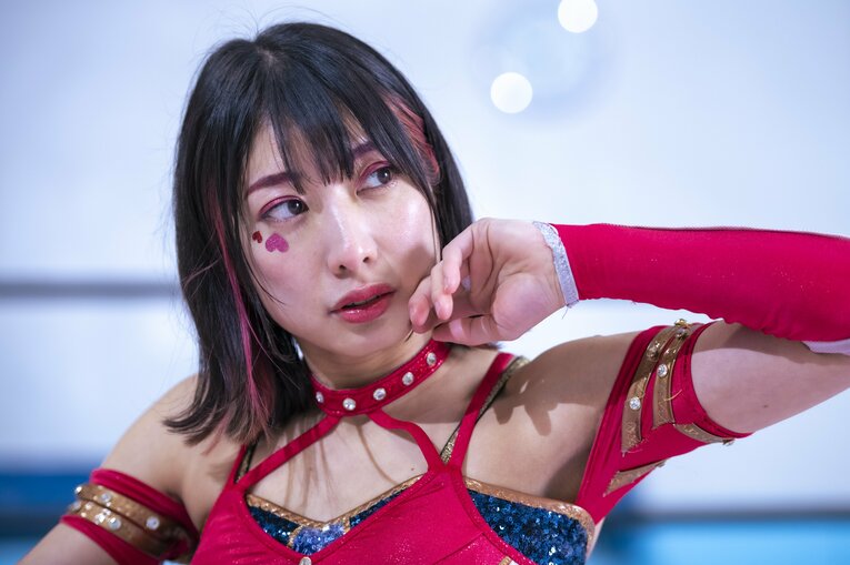 「芸能人に何ができる」批判も…大河出演女優・向後桃が辿り着いた“約束の地”「私はスターダムでプロレスがしたい」《特別グラビア》(41)