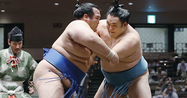 両国国技館へ「Go To トラベル」。食べたい焼き鳥に、静かなる熱狂。